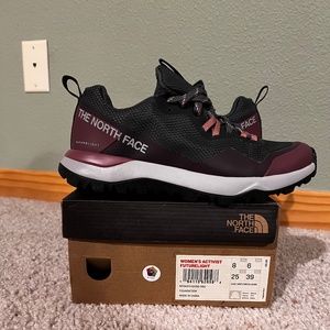 North Face Shoes - new in box